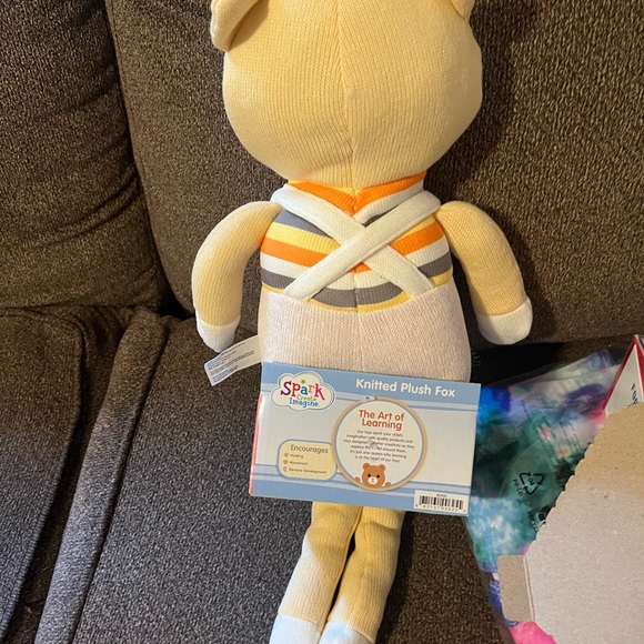 Spark Create Imagine Knitted Plush Fox 4/$25 - Picture 2 of 3